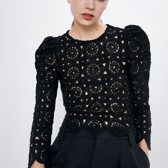 NWT Zara Textured Weave Top With Voluminous Sleeves in Black - Size Small - Picture 1 of 9